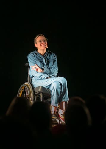 One Woman Sit-Up Show - Bio | Stef Binon